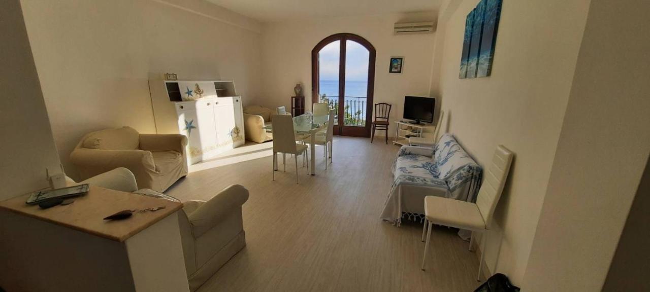 Appartamento Taormina Giardini-Naxos Exterior foto
